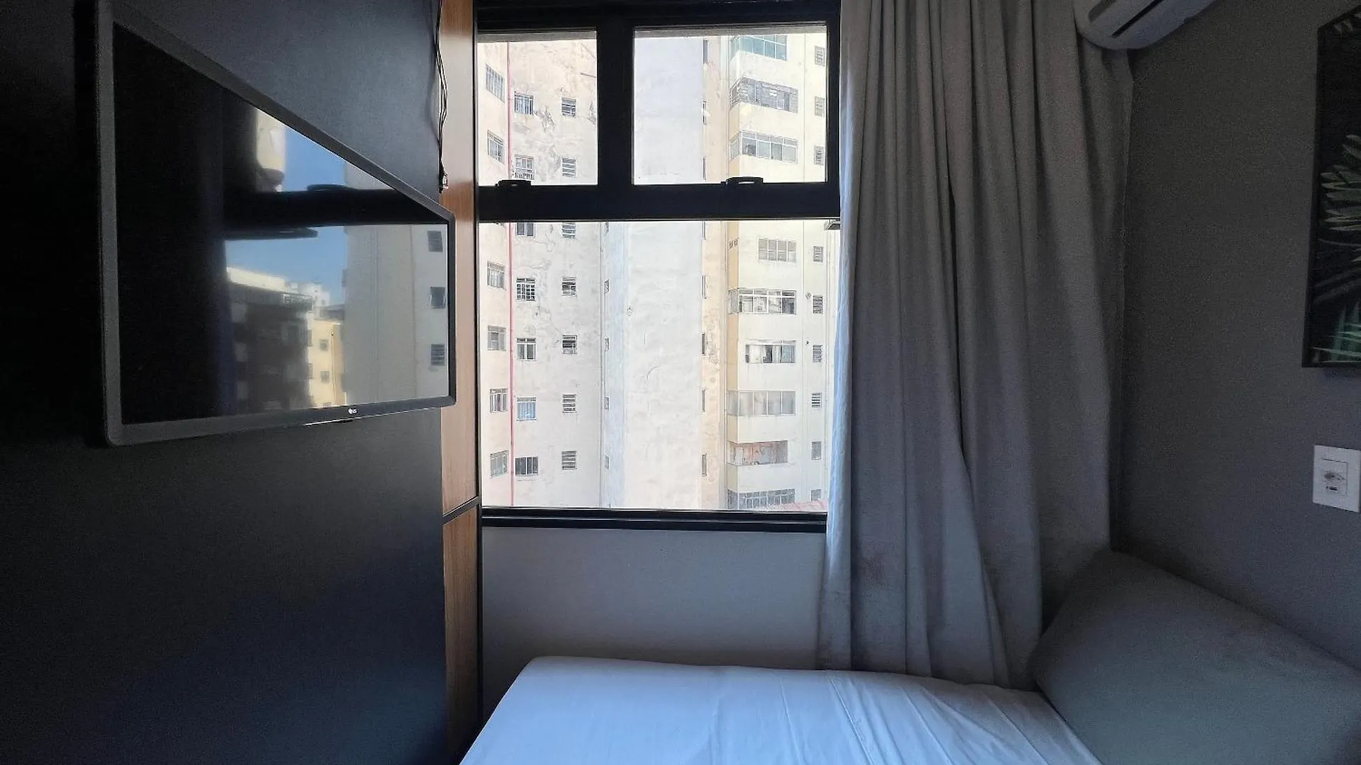 Maravilhoso Studio Santa Casa/Metro Com Ac/Wf São Paulo Brazílie